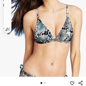 NWT Women's Triangle Bikini Top |Shade & Shore Blue Snake Print Medium